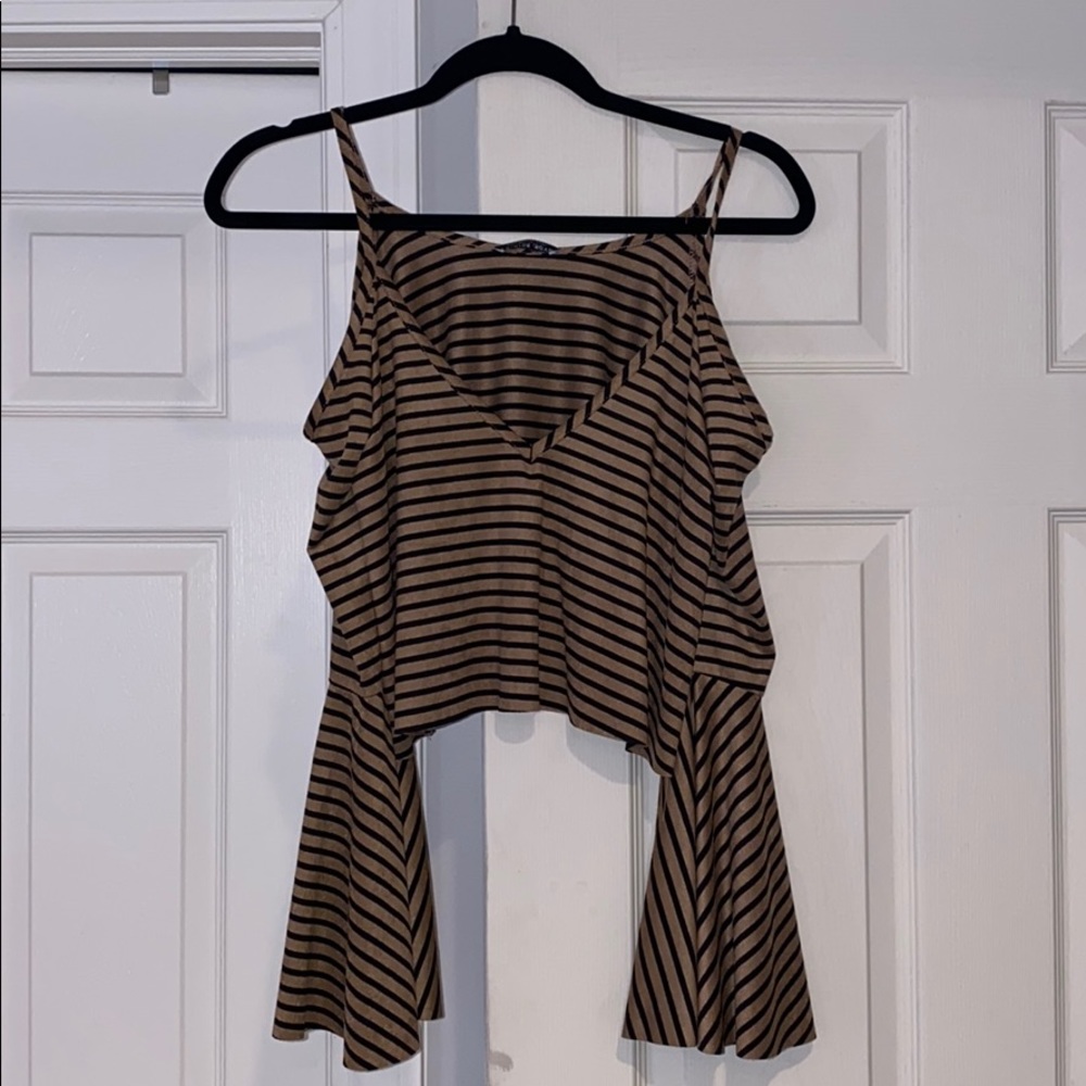 Fashion nova crop top